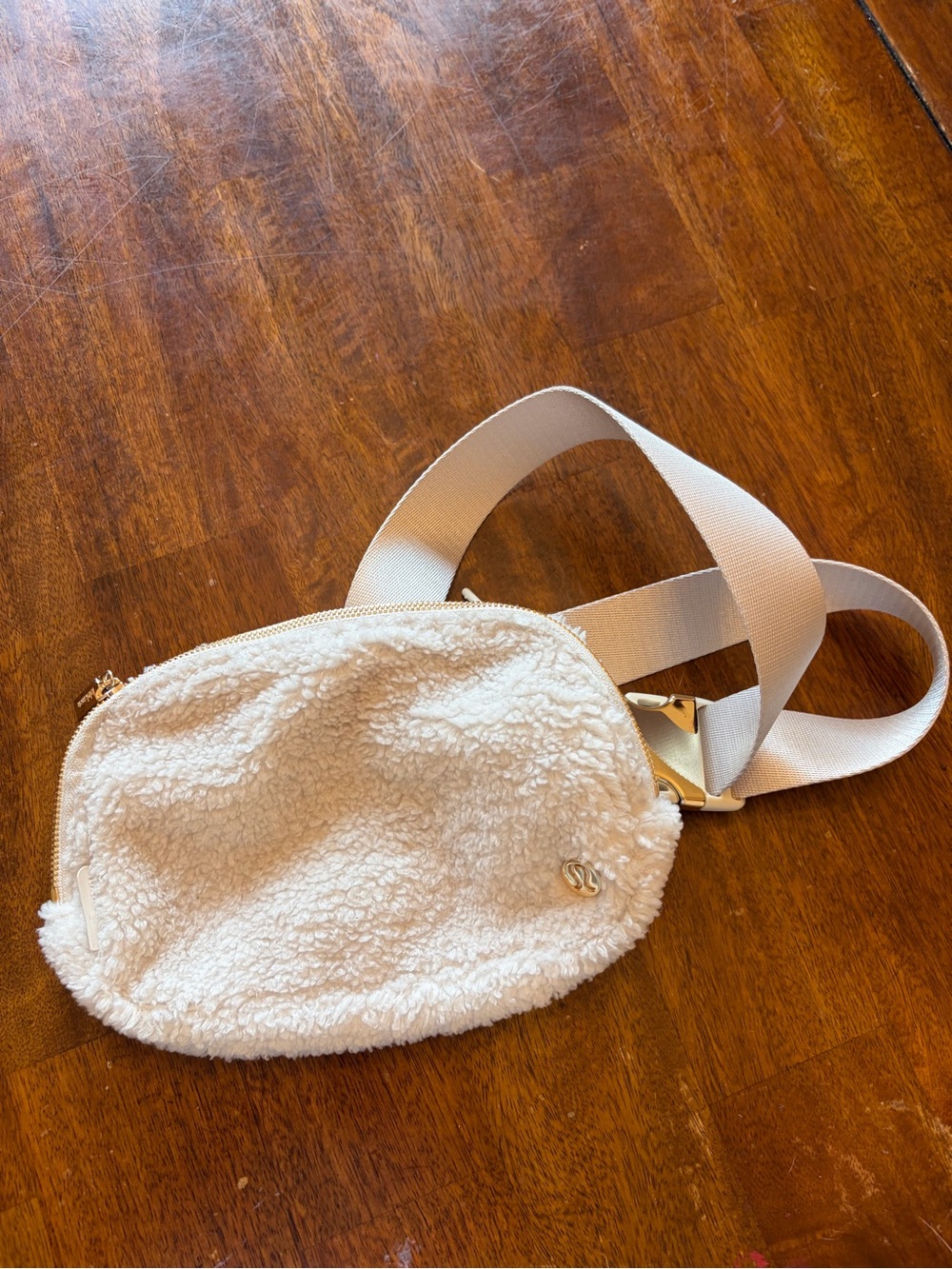 Lululemon Everywhere Belt Bag Fleece Sherpa Cream Gold Crossbody O/S